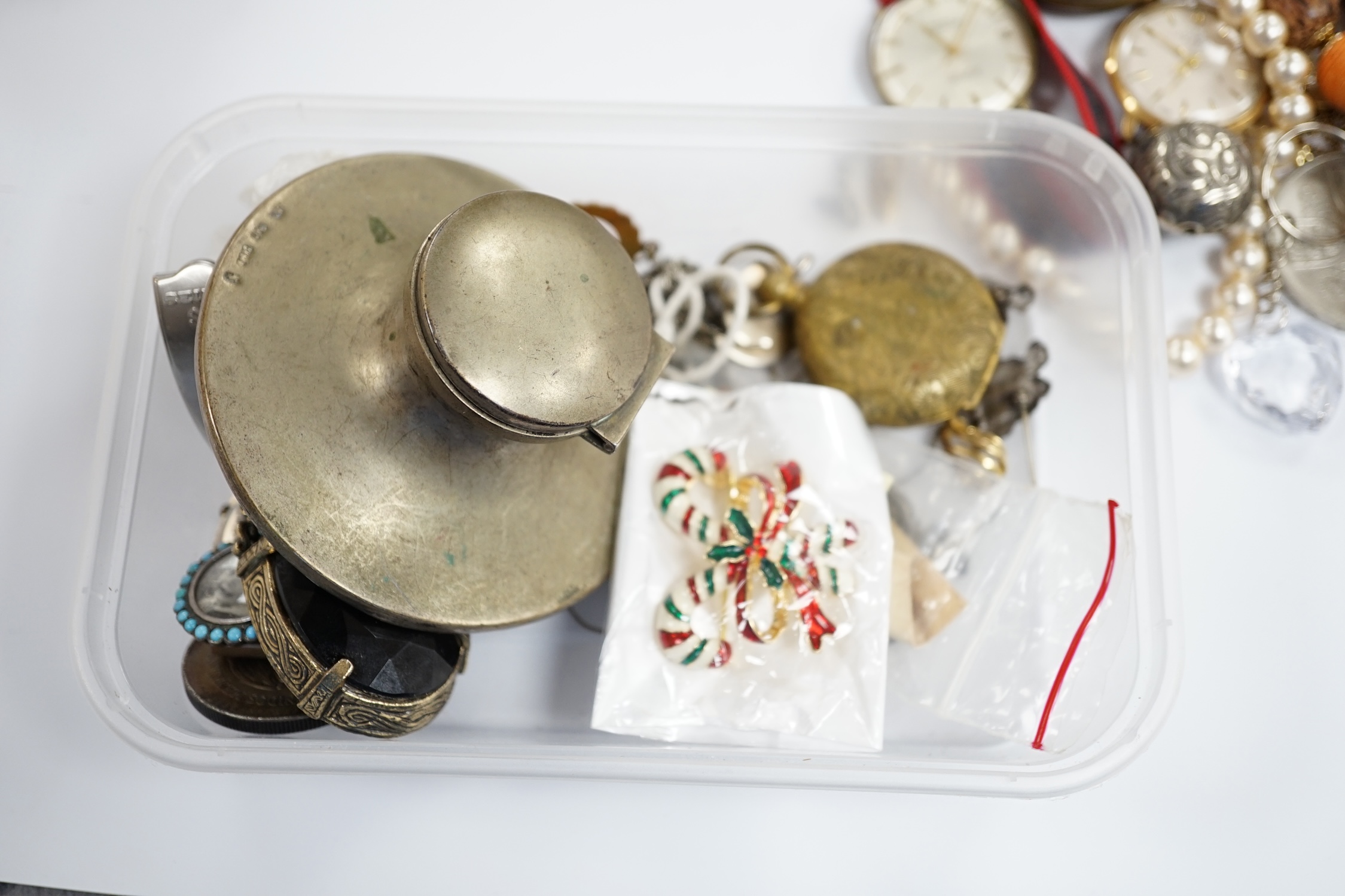A quantity of assorted costume jewellery and other items including wrist watches, pocket watches and coins.